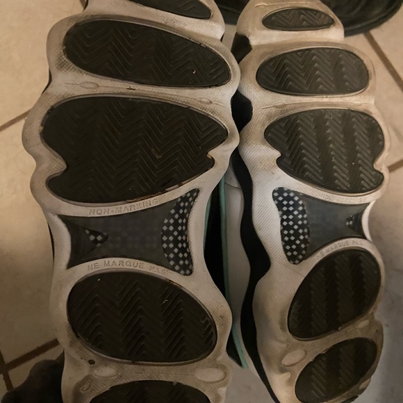 Jordan’s lightly used - Picture 3 of 4